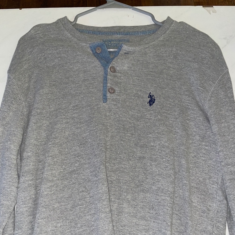Long sleeve men’s shirt